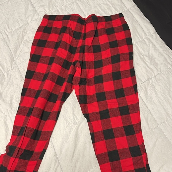 Plaid jogger pajamas - Picture 3 of 3